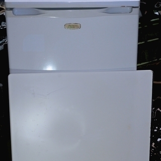 ■取引完了 アビテラックス　前開き冷凍庫　１００Ｌ　中古　美品
