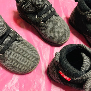 POP MINI  のスエードのお靴 の画像