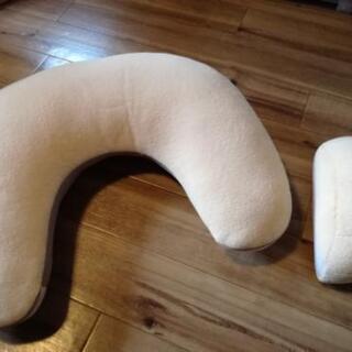 【お取引中】授乳クッションの画像