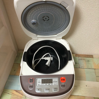 炊飯器4000円の画像