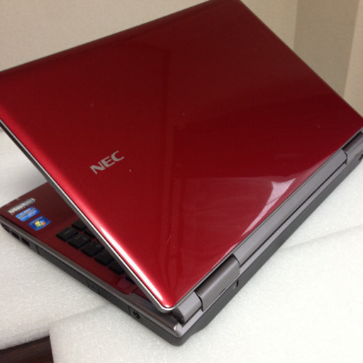 ハイスペックCorei7‼️人気赤レッドNEC爆速メモリ8GBノートパソコンPC 速いSSD
