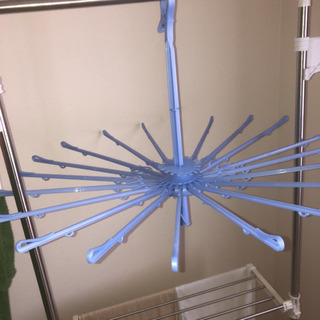 洗濯ハンガー4点セットの画像