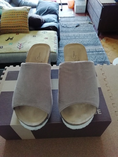 サンダル（美品）大きめのSサイズ　22～22.5センチくらい
