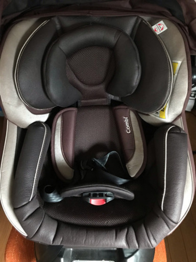 Combi NEROOM  ISO-FIX譲ります。
