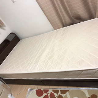 シングルベッド 