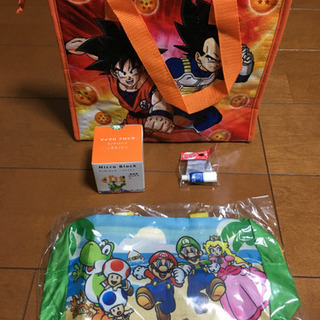 新品未使用保冷バッグ🎵スイッチサイズバック🎵他、色々