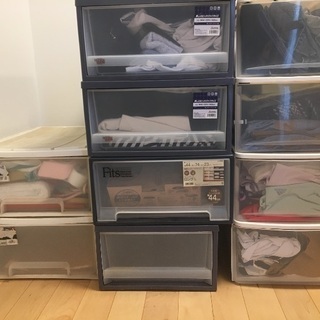 衣装ケースの画像