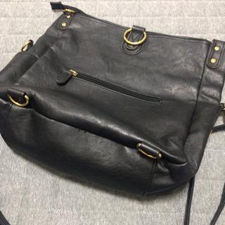 ビアデミゾン 3way ショルダーバッグ リュック 黒 金の画像