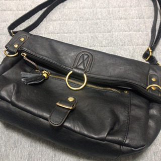 ビアデミゾン 3way ショルダーバッグ リュック 黒 金の画像