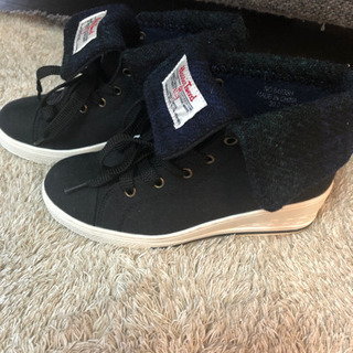 Harris Tweedハイカットスニーカーの画像