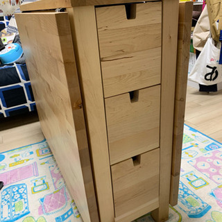 IKEAのダイニングテーブル「ノールデン」2年使用の画像
