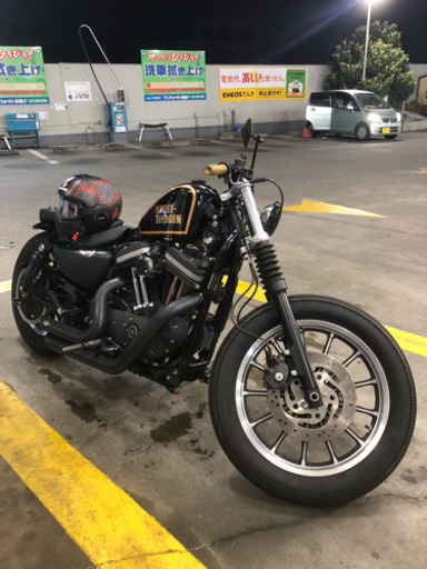 xl883r  Harley-Davidson カスタム車 2010年式
