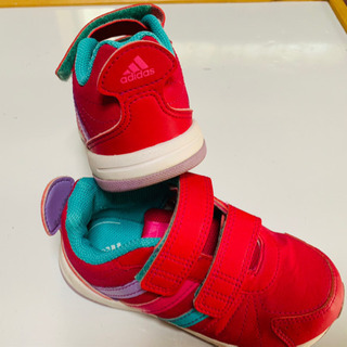 adidas の 子供靴  15㎝の画像