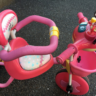 三輪車／ミニーちゃん／シェード付き／安全ベルト付きの画像