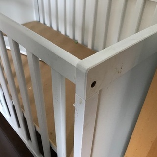 IKEA ベビーベッドの画像