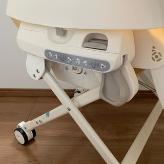 コンビ 電動 ベビーラック