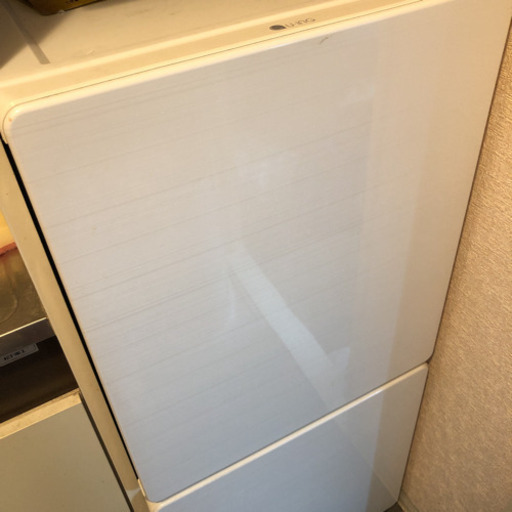 2015年製一人暮らし用冷蔵庫 霜取り機能つき