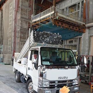 株式会社　稲葉装建　【内装】事業拡大につき、耐火被覆　ロックウール吹付正社員募集！！未経験大歓迎　楽しい仕事の画像