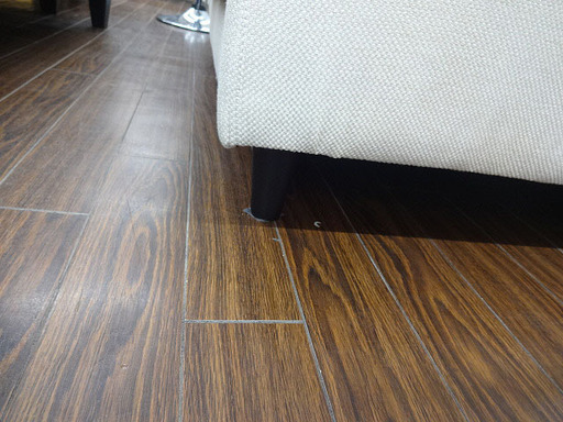 札幌 引き取り 2.5Pソファ ファブリック素材 布張り アイボリー系 クッション付き