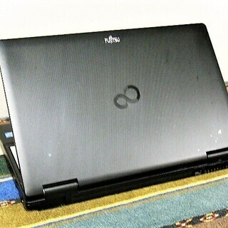 ?15.6型/高性能?i5/光速☆彡SSD120GB保証付き/MS Office 2016?✎/速いUSB3.0☆彡/快適♬メモリ4GB/DVDSマルチ(コピー可)?/HDMI?/すぐ使えるWindows10 メディア作成ツール付?/すぐ繋がるWi-Fi?/10キー付きKB/点検整備清掃済み?/FUJITSU LIFEBOOK