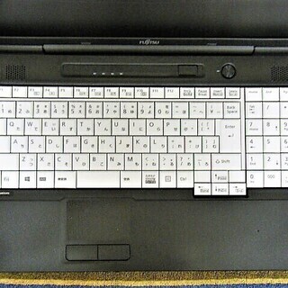 ?15.6型/高性能?i5/光速☆彡SSD120GB保証付き/MS Office 2016?✎/速いUSB3.0☆彡/快適♬メモリ4GB/DVDSマルチ(コピー可)?/HDMI?/すぐ使えるWindows10 メディア作成ツール付?/すぐ繋がるWi-Fi?/10キー付きKB/点検整備清掃済み?/FUJITSU LIFEBOOK
