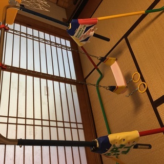 鉄棒 ブランコ  ポップンロール  トイザらス 吊り輪 バスケット 折りたたみ可能 鉄棒の高さ4段階の画像