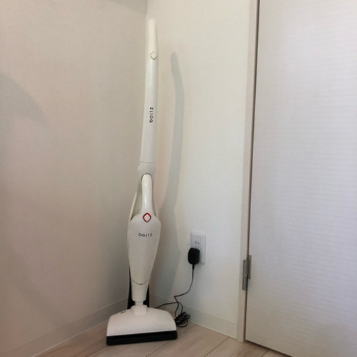 取引中//掃除機 ハンディクリーナー付き