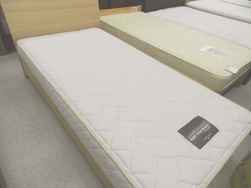 シングルベッド マットレス付き 木製フレーム スプリングコイルマットレス ☆ PayPay(ペイペイ)決済可能 ☆ 札幌市 北区 屯田