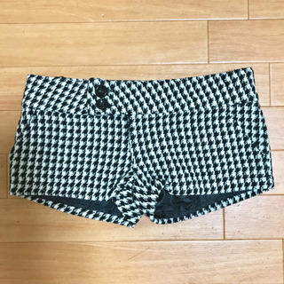 【値下げ】【引取り】千鳥格子ショートパンツスーツ【美品】の画像