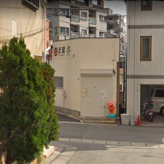面白い飲食店居抜き物件♫設備備品付き♫希少な一棟貸し♫ − 兵庫県