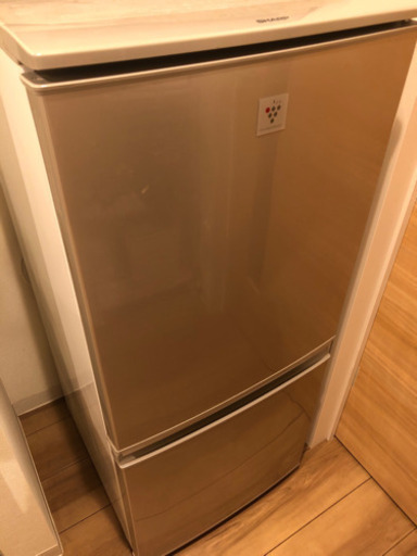 SHARP 単身用冷蔵庫 137L プラズマクラスター