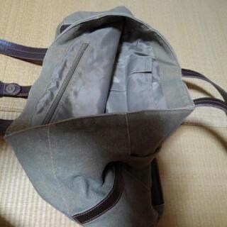 帆布のトートバッグの画像