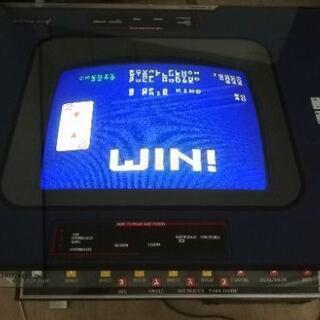 喫茶店ゲーム機　ポーカー２の画像