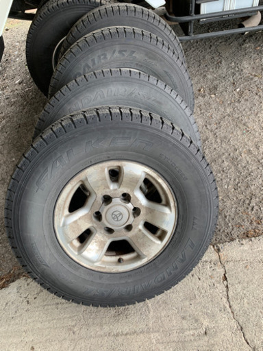 商談中 265/70r16 スタッドレスタイヤホイール セット ハイラックスサーフ等④