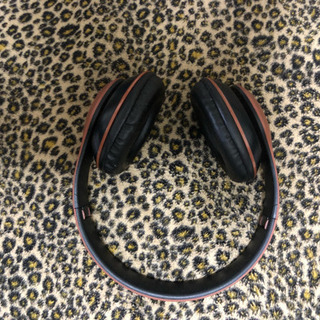 ヘッドホン Bluetooth