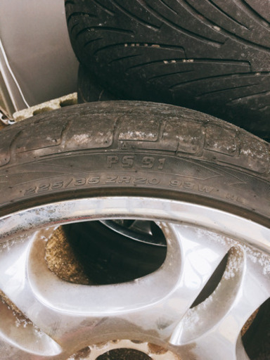 アメ車のタイヤとホイル値下げしました