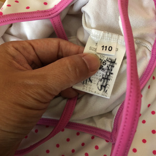 子供用水着 サイズ110 色違い2着セット 双子の画像