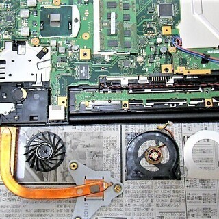💛良品/15.6型/高性能🆙i5/光速☆彡SSD120GB保証付き/MS Office 2016📒✎/快適♬メモリ4GB/DVDSマルチ(コピー可)💿/HDMI📺/すぐ使えるWindows10 メディア作成ツール付💿/すぐ繋がるWi-Fi📶/点検整備清掃済み😊/FUJITSU LIFEBOOKの画像