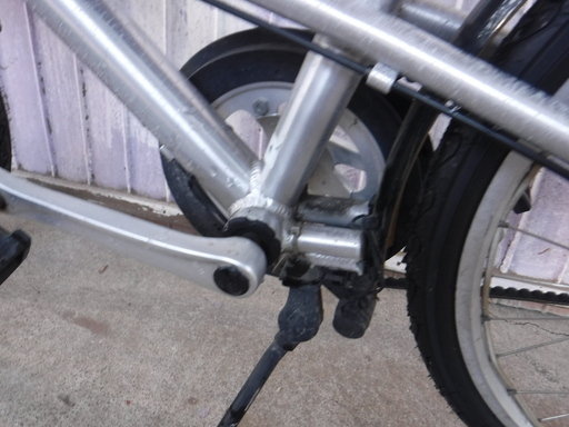 ?SALE！ベンツ(本物)のクロスバイク★タイヤ新品　中古自転車　214