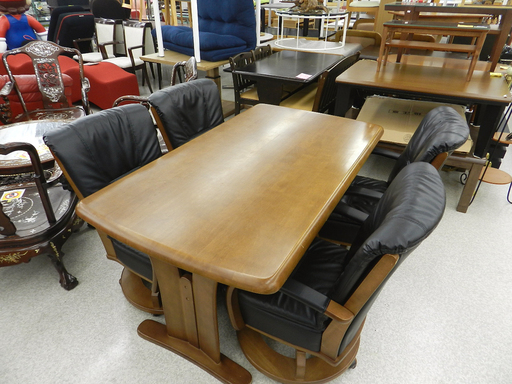 ダイニングセット 4人掛け 回転椅子 ダイニングテーブル ☆ PayPay(ペイペイ)決済可能 ☆ 札幌市 北区 屯田