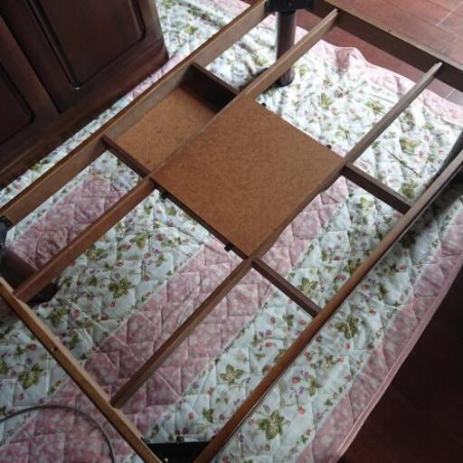 至急！￥1000～値引き要相談。猶予1週間程度。こたつ付きテーブル(コード無し)