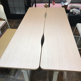 残り１脚！スタックテーブル跳ね上げ式会議用テーブルの画像