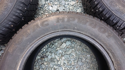 ハンコック　スパイクタイヤ　フルピン　215/60Ｒ16　16インチ　４本セット