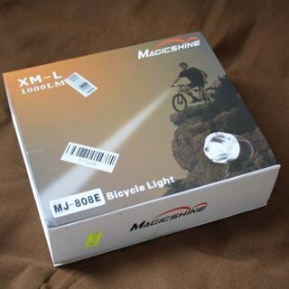 自転車用ライト MJ-808E　未使用品、写真撮影用に開封して使...