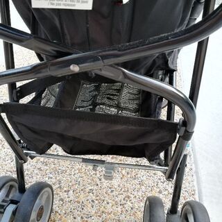 4歳まで乗れるベビーカー　値下げします。の画像