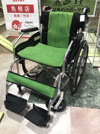車椅子・車いす　カドクラ(KADOKURA)　A101-AB　24インチ
