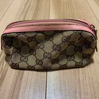 GUCCI グッチ GGキャンバス 化粧ポーチ アクセサリーポー...