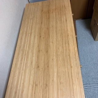 IKEA リルオーセンデスクの画像