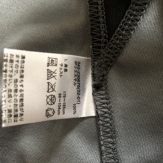 【美品】ユニクロ　Lサイズ　Tシャツ＆ハーフパンツ　2セットの画像