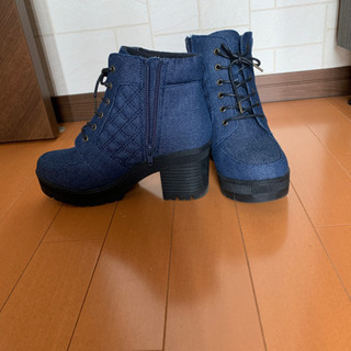 【値下げ3000→2500】ブーツ